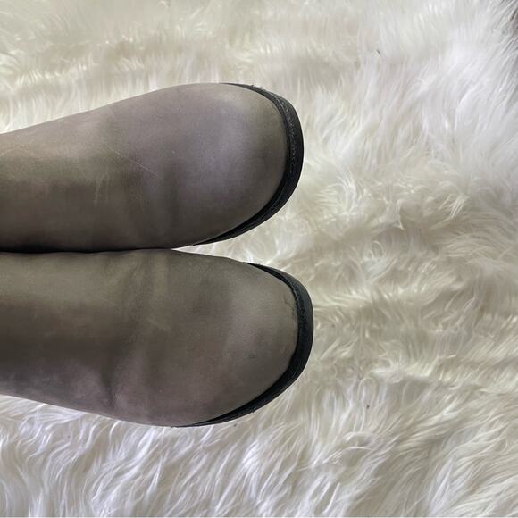 UGG | Women’s Bellamy Nubuck Tan Grey Buckles Water Resistant Bootie Ankle Boots - Picture 4 of 11